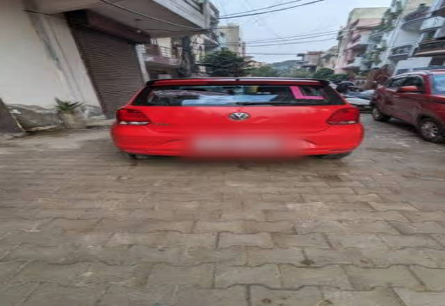 https://images10.gaadi.com/usedcar_image/4577334/original/595a447e-1a38-4ae5-845a-c8a59819dd0f.?imwidth=6401