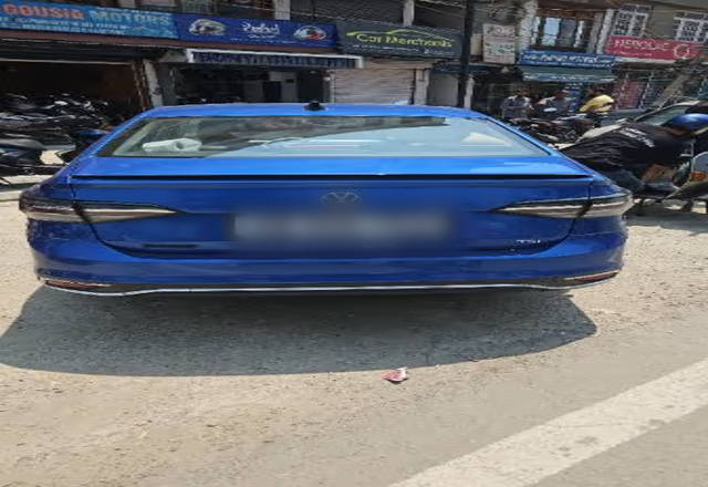 https://images10.gaadi.com/usedcar_image/4577338/original/6a5b17ce-4ae2-4f99-a1fd-bc2a2b47aa3d.?imwidth=6401