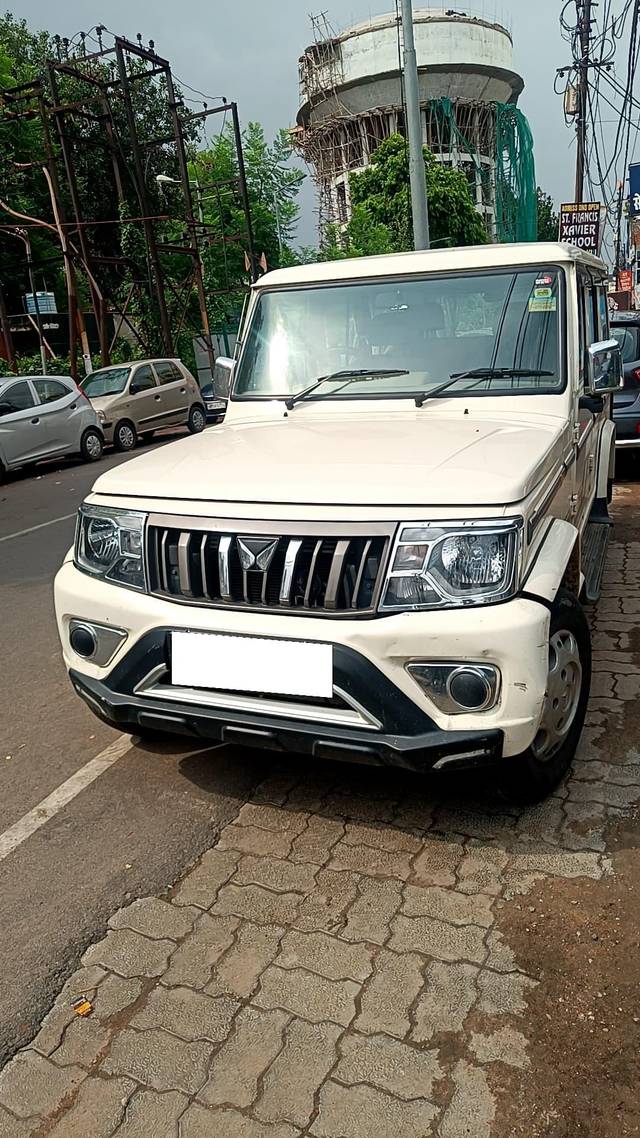 https://images10.gaadi.com/usedcar_image/4577401/original/processed_1641d578ddd9b8424155d568af8010b2.jpg?imwidth=6402
