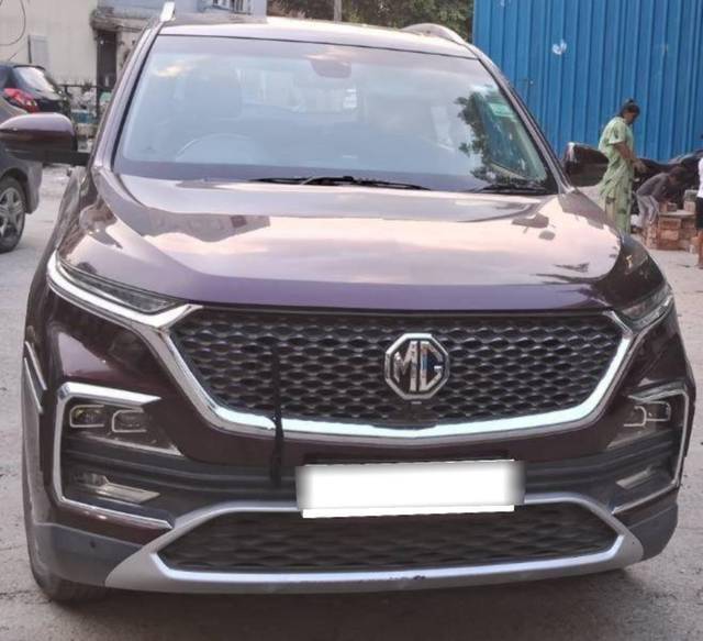 https://images10.gaadi.com/usedcar_image/4577406/original/processed_processed_1ab3afca-f880-4d02-95b8-4d7f4d47b170.jpg?imwidth=6400