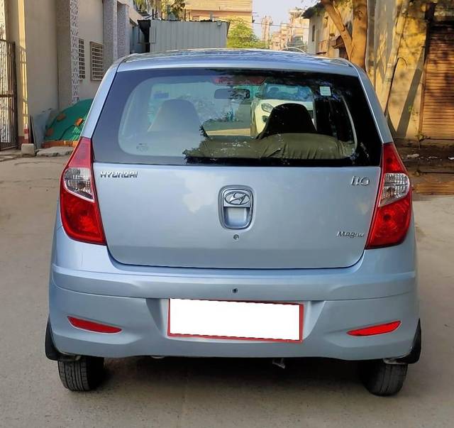 https://images10.gaadi.com/usedcar_image/4577433/original/processed_4d411df2607b90066eb88ce3486298ac.jpg?imwidth=6402