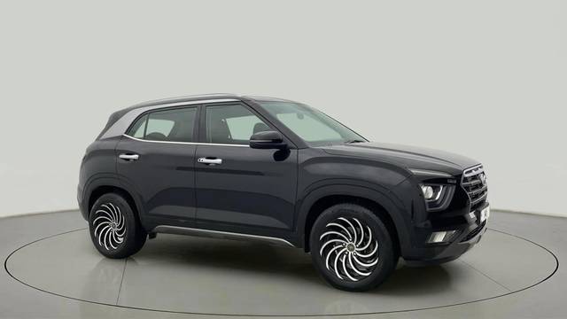 https://images10.gaadi.com/usedcar_image/4577442/original/fe68deba4f3c3cfccbd583cd939e30d1.jpg?imwidth=6400