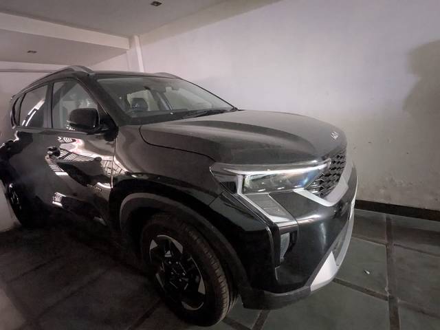 https://images10.gaadi.com/usedcar_image/4577494/original/399697b5-69a8-4910-9069-c8f11365d143.jpg?imwidth=6400