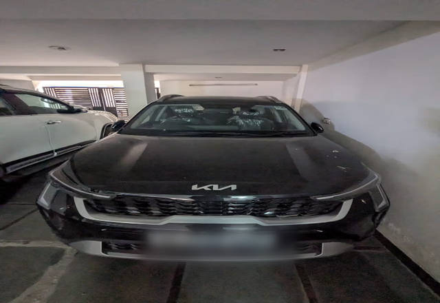 https://images10.gaadi.com/usedcar_image/4577494/original/5dd074c3-39cd-43f9-8345-8732b701f8fe.?imwidth=6401