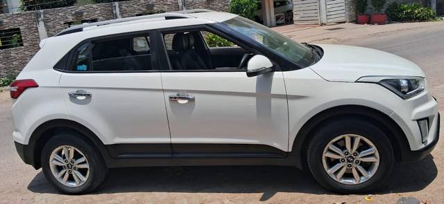 https://images10.gaadi.com/usedcar_image/4577502/original/8806aaba74e95fa6c7c2364a7f880d14.jpg?imwidth=6402