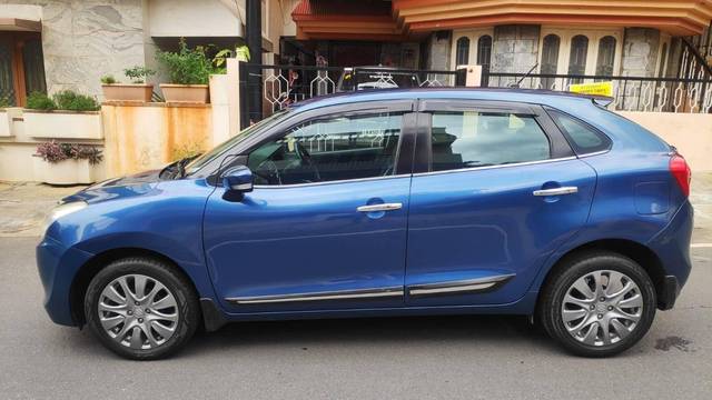 https://images10.gaadi.com/usedcar_image/4577504/original/processed_3e612bb4354266614e80af8c99cc0940.jpg?imwidth=6402