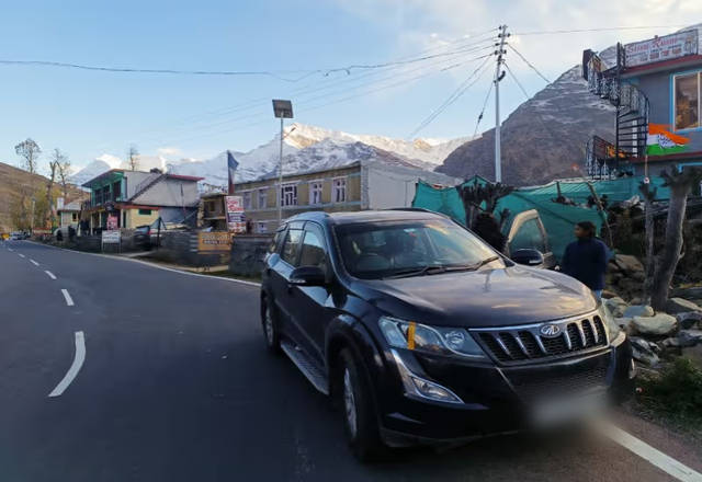 https://images10.gaadi.com/usedcar_image/4577507/original/92c2b68b-0b80-47d9-abd8-28e4ec35a3b5.?imwidth=6400