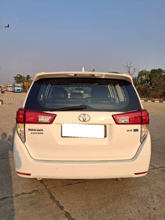 https://images10.gaadi.com/usedcar_image/4577508/original/processed_20877ec4ae2846431f2e63dc5ae513c2.jpg?imwidth=6401