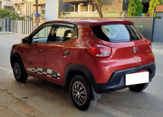 https://images10.gaadi.com/usedcar_image/4577530/original/processed_e088357484e9c84575aa0f864e8cce28.jpg?imwidth=6402