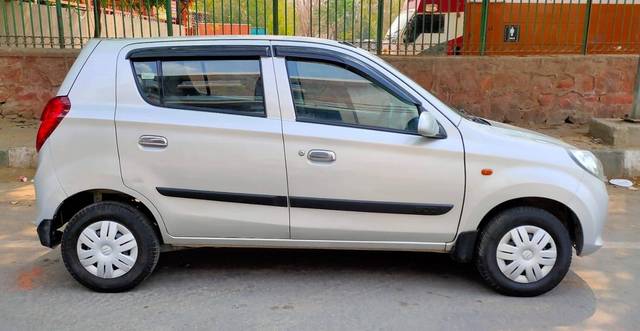 https://images10.gaadi.com/usedcar_image/4577541/original/processed_23225f399c6a610efeb214ef71173598.jpg?imwidth=6401