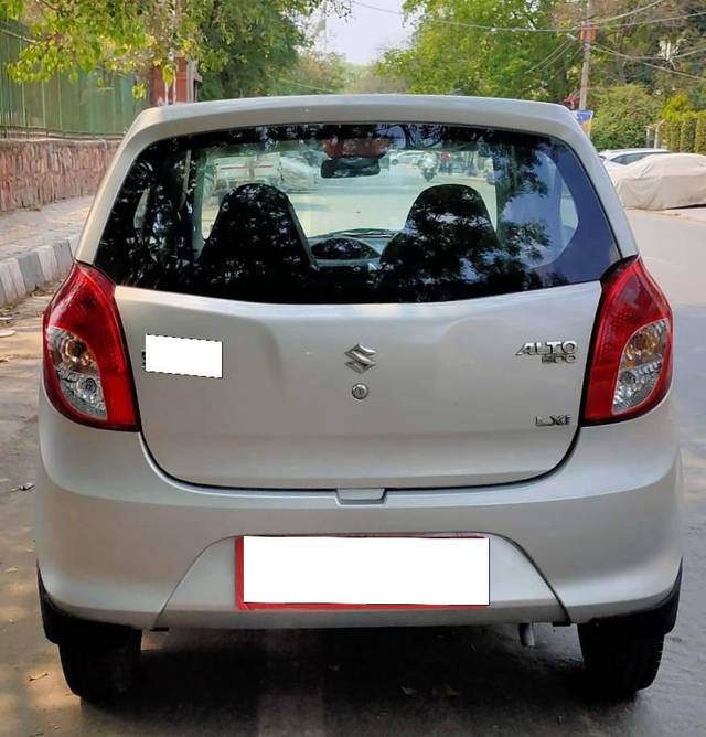 https://images10.gaadi.com/usedcar_image/4577541/original/processed_59f31a8182a7a0937bd65a9c8180bb82.jpg?imwidth=6402