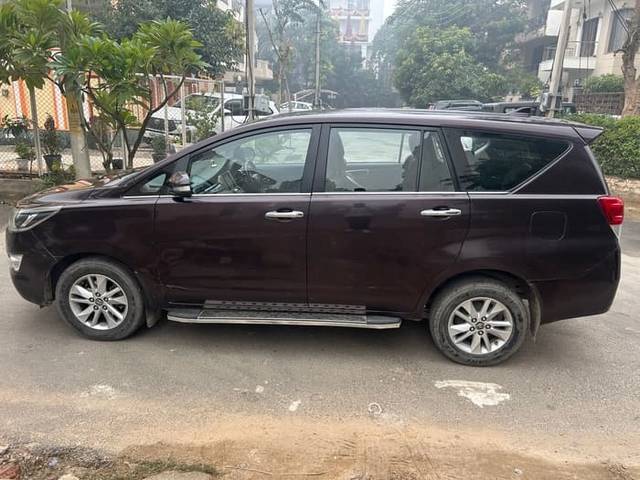 https://images10.gaadi.com/usedcar_image/4577553/original/d44880b601b1396b931dd9aecc9ba00d.jpg?imwidth=6402