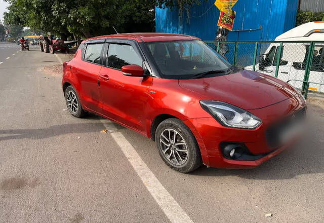 https://images10.gaadi.com/usedcar_image/4577557/original/3abe9120-8309-4aab-a454-94cfcf4989ed.?imwidth=6400