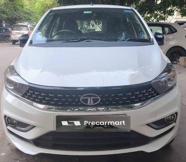 https://images10.gaadi.com/usedcar_image/4577581/original/processed_972030d2163e8d6bc64426a8771b6a30.jpeg?imwidth=6400