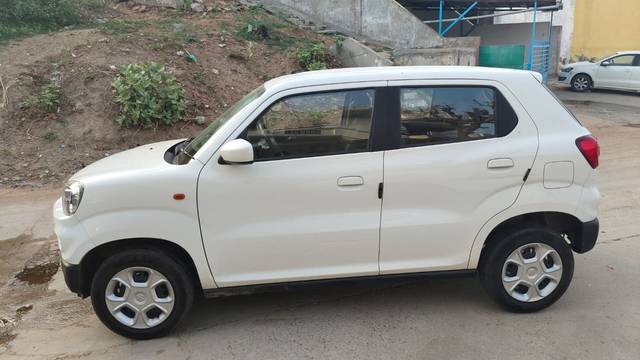 https://images10.gaadi.com/usedcar_image/4577617/original/f0b9ddf5-858e-4156-bfd5-8383eebff307.jpg?imwidth=6401