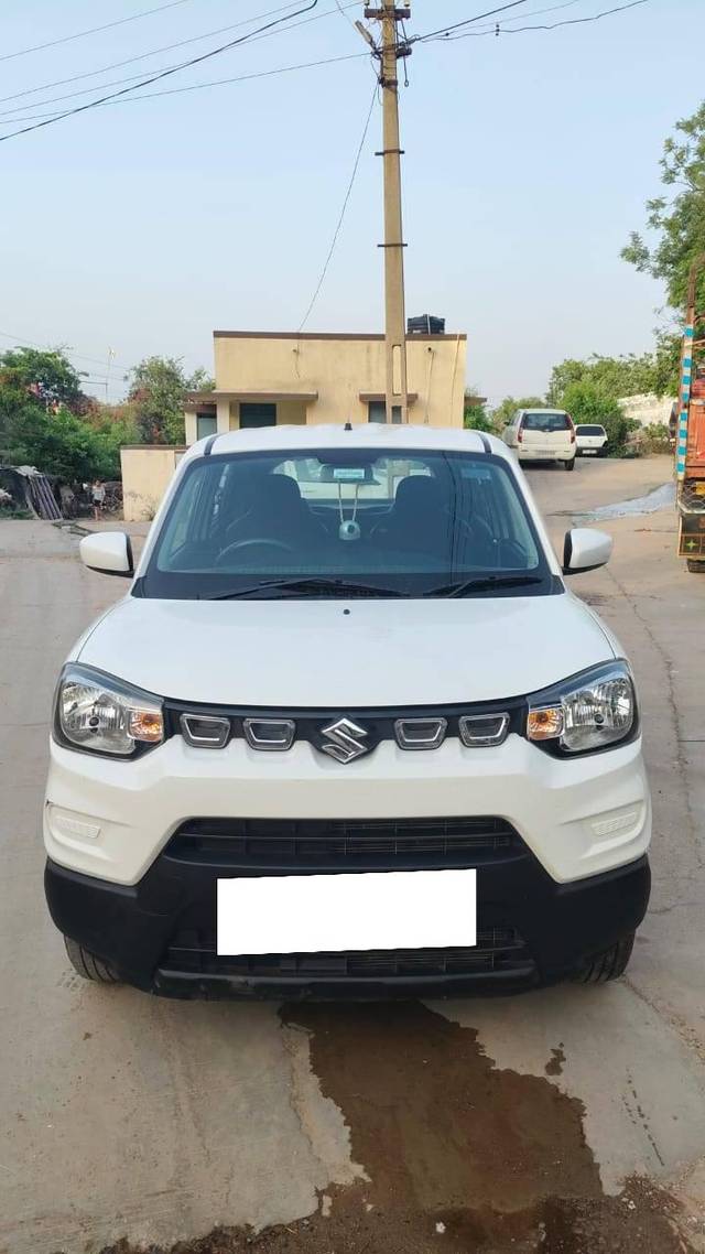 https://images10.gaadi.com/usedcar_image/4577617/original/processed_7376e35a-596f-4c7d-bfbe-07c8ecd43199.jpg?imwidth=6402