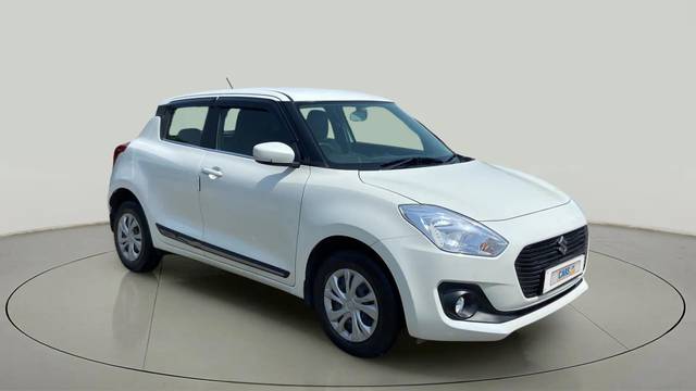 https://images10.gaadi.com/usedcar_image/4577626/original/f08e4f9e355d8093d731d19d4a9ec27b.jpg?imwidth=6400