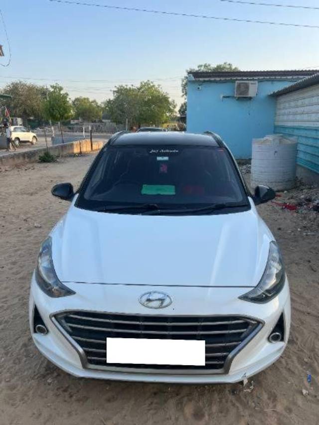 https://images10.gaadi.com/usedcar_image/4577638/original/processed_d9726a88-07e0-4e08-98ba-710c4830029a.jpg?imwidth=6400