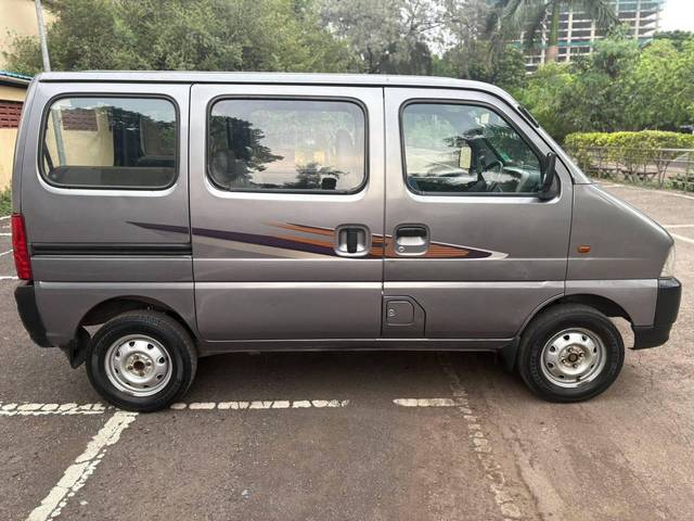 https://images10.gaadi.com/usedcar_image/4577648/original/processed_02c08d4299818f1f4d50f30bbd1dc2fd.jpg?imwidth=6401