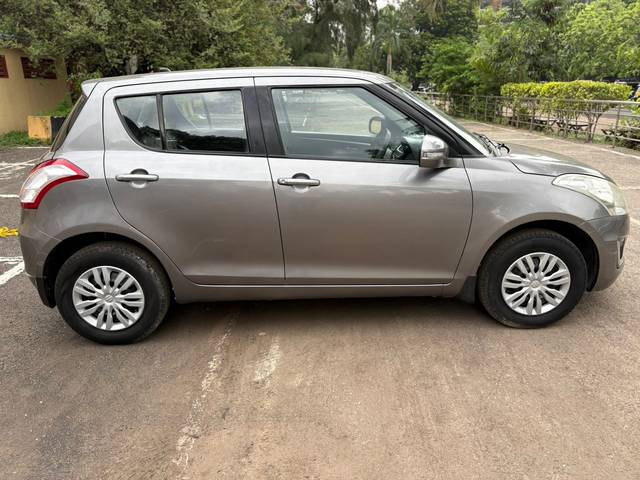 https://images10.gaadi.com/usedcar_image/4577655/original/46b6d4084ed0f384a0bcb36240b25894.jpg?imwidth=6401