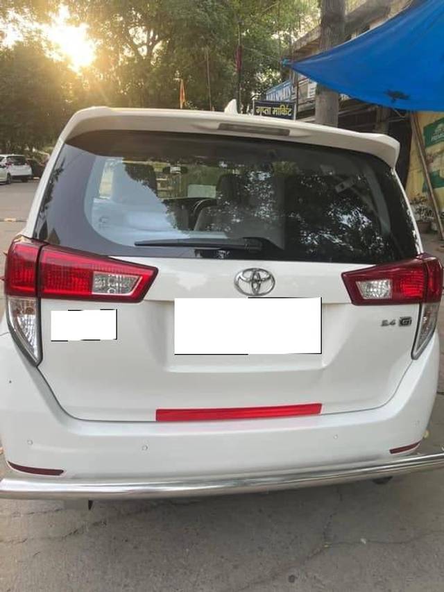 https://images10.gaadi.com/usedcar_image/4577674/original/processed_e30c10e3d6c43d279d3754d4741a9a1f.jpg?imwidth=6401