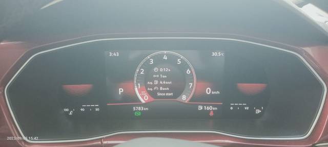 https://images10.gaadi.com/usedcar_image/4577680/original/e8ee74ef259db9ba7c7995894f59ea91.jpg?imwidth=6402