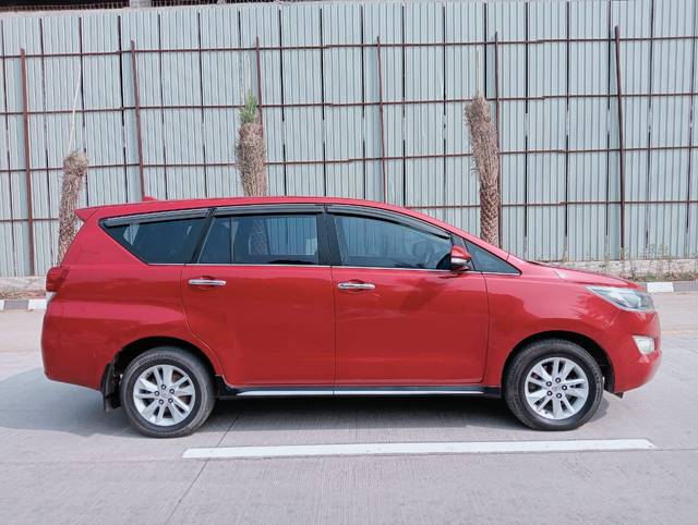 https://images10.gaadi.com/usedcar_image/4577682/original/ef756cd750a69a10ddc432f35c07957e.jpg?imwidth=6401