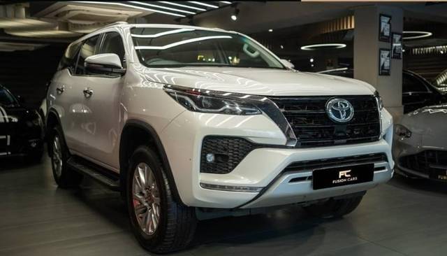 https://images10.gaadi.com/usedcar_image/4577685/original/processed_0ea5cd42ee03878233fa5ac036ebd189.jpg?imwidth=6400