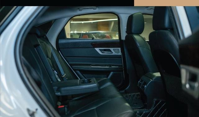 https://images10.gaadi.com/usedcar_image/4577704/original/0af6a88b745a9b3af1eb2aef72feaf07.jpg?imwidth=6402