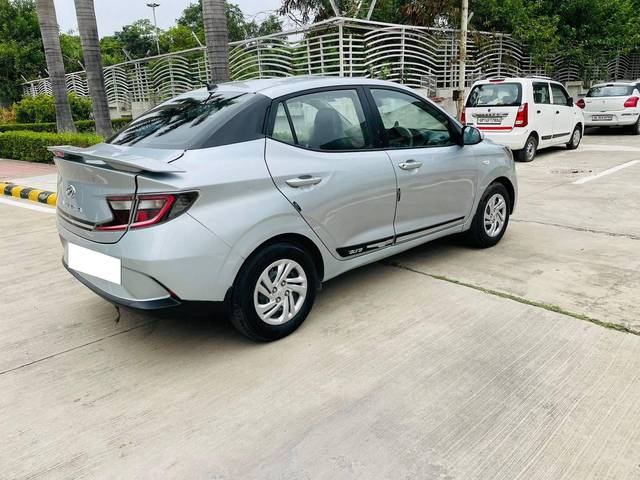 https://images10.gaadi.com/usedcar_image/4577710/original/processed_dda5f90af8be9cfbc0123c4495842c8a.jpg?imwidth=6402