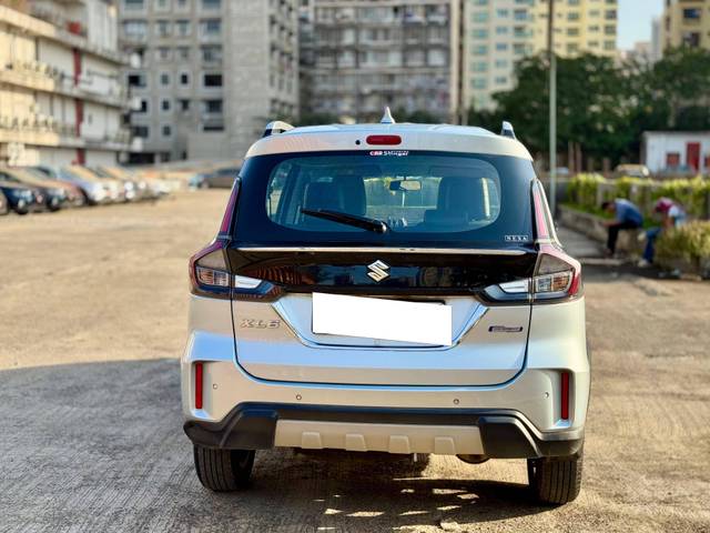 https://images10.gaadi.com/usedcar_image/4577712/original/processed_190877e9c137423630a757f7176fade2.jpg?imwidth=6402