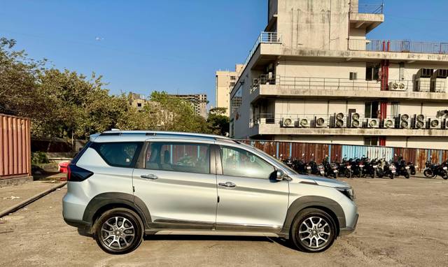 https://images10.gaadi.com/usedcar_image/4577712/original/processed_ce5da6e2c36c9e6592b8b5f87d73c631.jpg?imwidth=6401