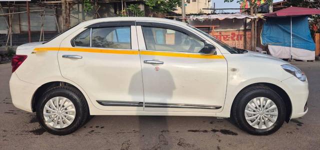 https://images10.gaadi.com/usedcar_image/4577776/original/processed_f62a89cc1d069039c0dfacb975f88fd5.jpg?imwidth=6401