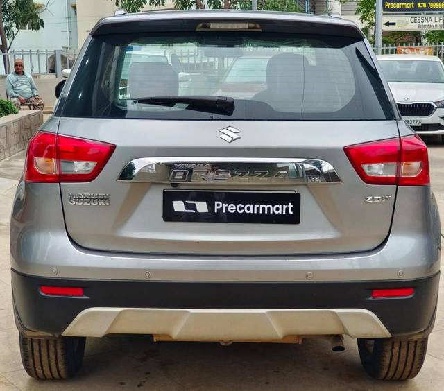 https://images10.gaadi.com/usedcar_image/4577786/original/processed_89837aa975984f225b6ab5d8084085b4.jpeg?imwidth=6402