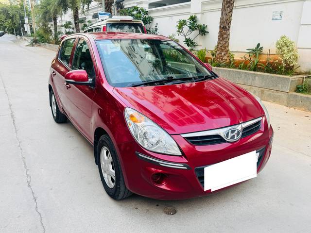 https://images10.gaadi.com/usedcar_image/4577811/original/processed_f51a17e3b1047af9b2aba0f7ca94a6a3.jpg?imwidth=6400