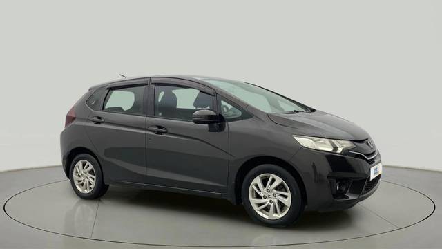 https://images10.gaadi.com/usedcar_image/4577818/original/cd5986e4b95867122aa2e762e6cf0c41.jpg?imwidth=6400