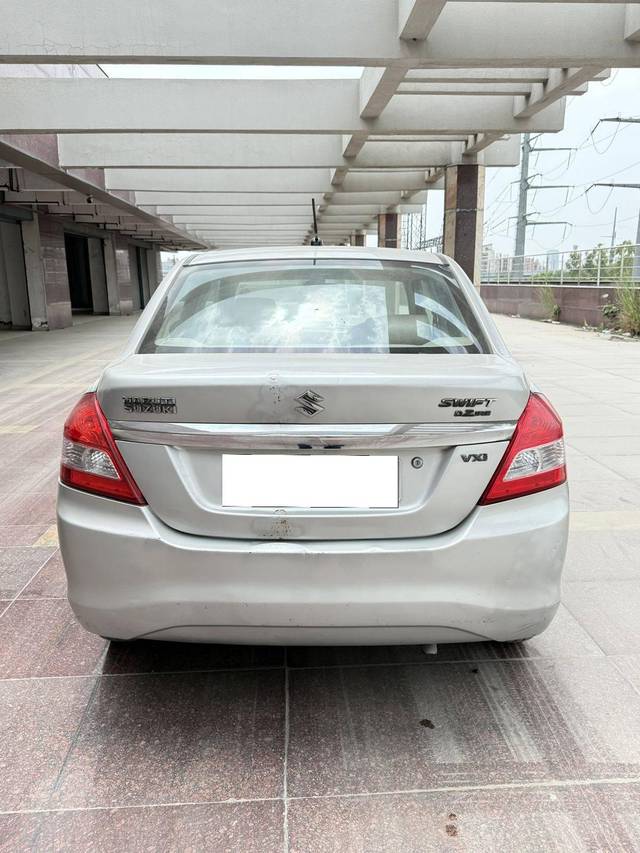 https://images10.gaadi.com/usedcar_image/4577840/original/processed_5170a171e4f3c7989328f76bf34129a7.jpg?imwidth=6401