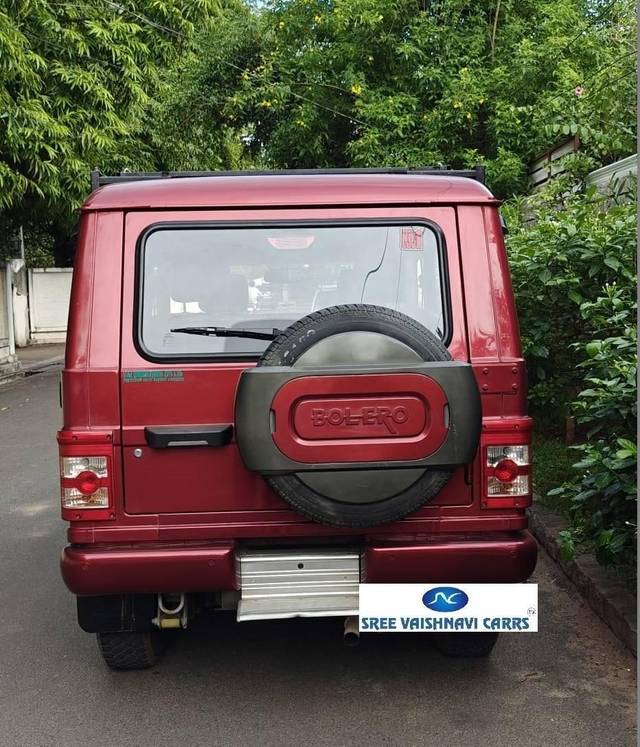 https://images10.gaadi.com/usedcar_image/4577845/original/processed_27ad89243cb5c080a840280a3beb37bd.jpg?imwidth=6402