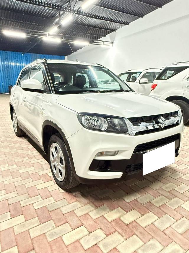 https://images10.gaadi.com/usedcar_image/4577853/original/processed_2f174befb79ccbe48515cb74e51a3a8d.jpg?imwidth=6400