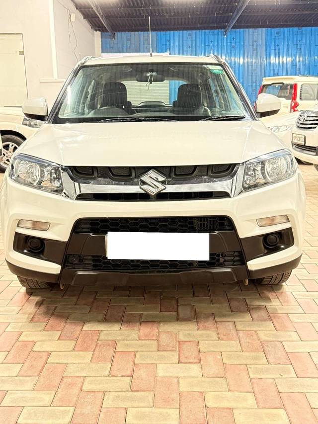 https://images10.gaadi.com/usedcar_image/4577853/original/processed_b9384bd1206566ed806d6c6cfe066227.jpg?imwidth=6401
