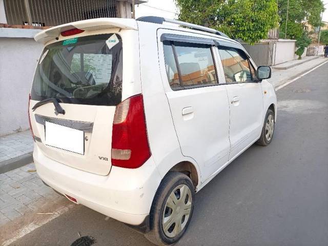 https://images10.gaadi.com/usedcar_image/4577886/original/processed_1d35261f-5c5e-4a94-841c-4c0bc8011e17.jpg?imwidth=6402
