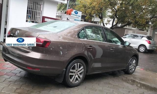 https://images10.gaadi.com/usedcar_image/4577887/original/processed_9b5c9fe950f0e5f6234ee98e0526d8c2.jpeg?imwidth=6401