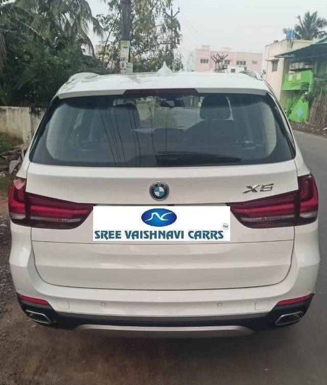 https://images10.gaadi.com/usedcar_image/4577900/original/processed_17588cadbddaca5705d3f68ece56e9e0.jpeg?imwidth=6402