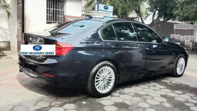 https://images10.gaadi.com/usedcar_image/4577903/original/processed_3867ed88323393bc94452a72f57dfb99.jpeg?imwidth=6402