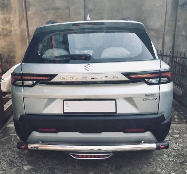 https://images10.gaadi.com/usedcar_image/4577925/original/processed_bb71787a-9e02-47d6-b5bc-6f70d2949390.jpeg?imwidth=6401
