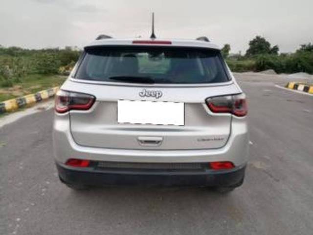 https://images10.gaadi.com/usedcar_image/4577927/original/processed_11bf6f5053d5cd8eea6536377d3d48cb.jpg?imwidth=6402
