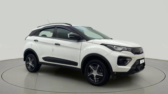 https://images10.gaadi.com/usedcar_image/4577934/original/ef708a9b0f317e3391bd3dbecc47c55d.jpg?imwidth=6400