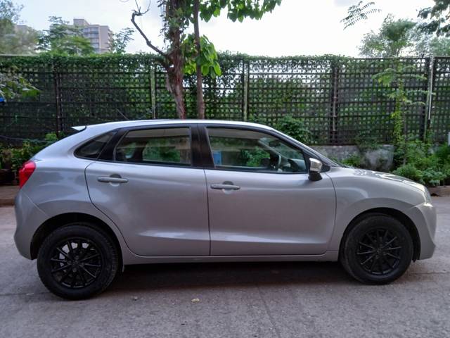 https://images10.gaadi.com/usedcar_image/4577939/original/50152f5f6bb278bb4fd410f592db9686.jpg?imwidth=6401