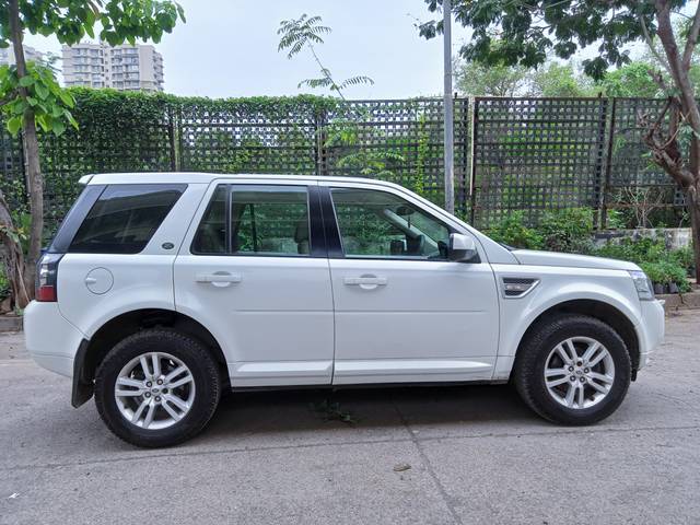 https://images10.gaadi.com/usedcar_image/4577949/original/8a13e1a968cbef36433ce2d70539b1c8.jpg?imwidth=6401