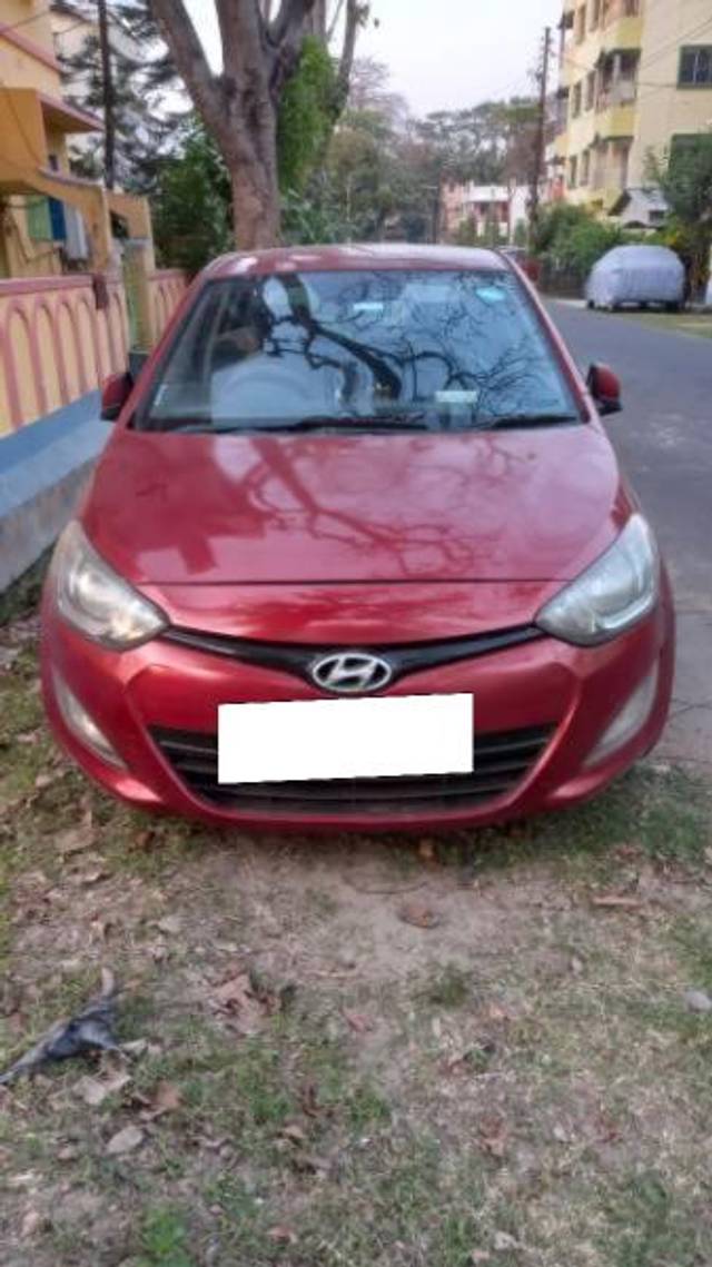 https://images10.gaadi.com/usedcar_image/4577964/original/processed_f3d59ff3-45ac-4472-81f9-3b5e3657e2cb.jpg?imwidth=6400